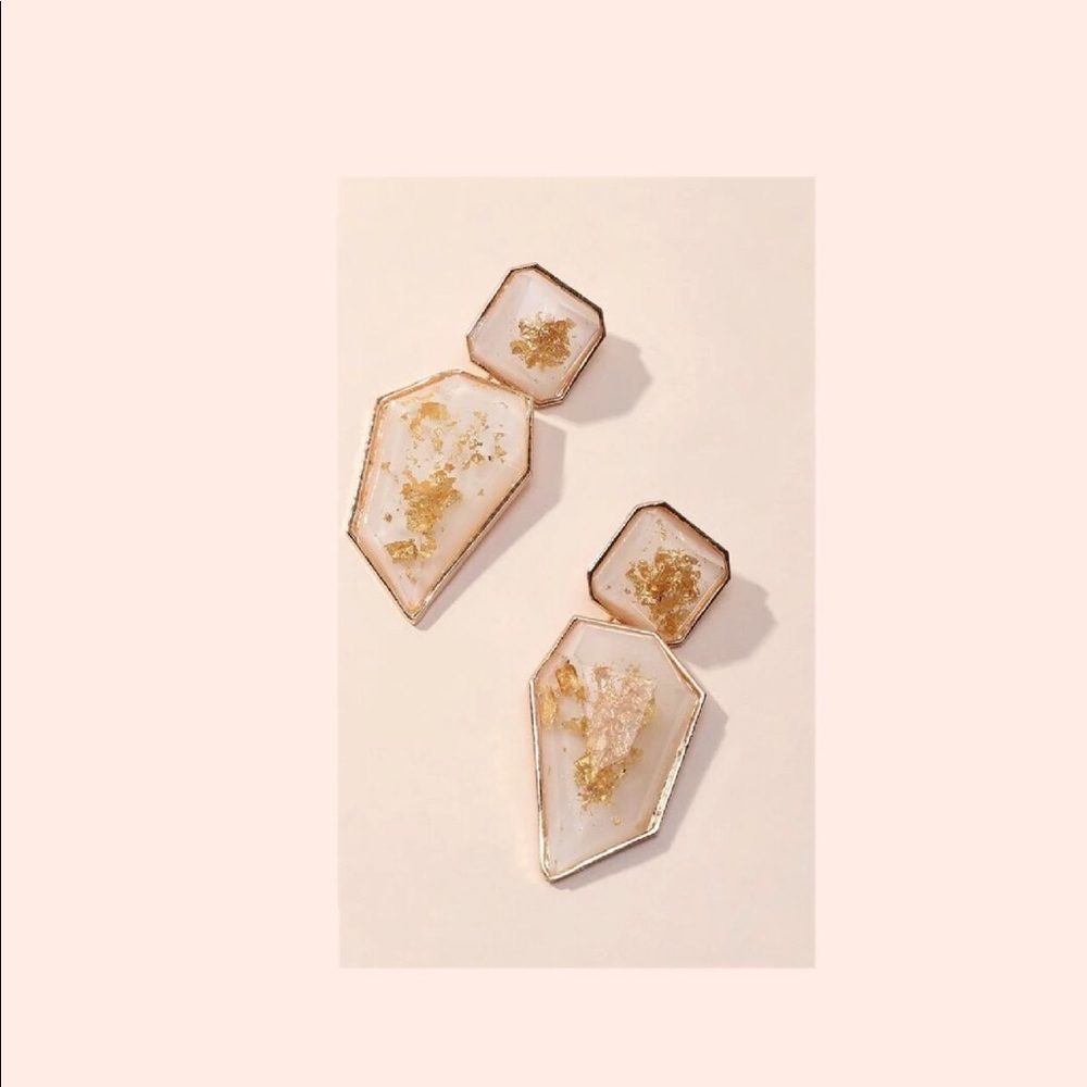 White and Gold Color Resin Drop Earrings - Picture 2 of 4